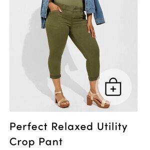 TORRID Relaxed Utility Crop Pants - IN BLACK !